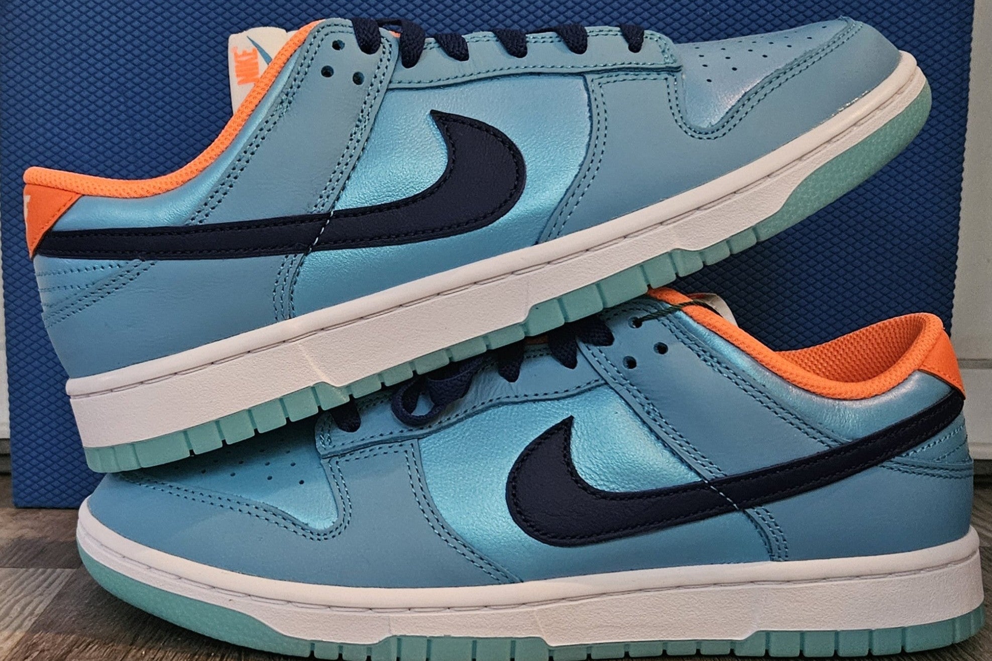 New Nike Dunk Low SE "Baltic Blue Total Orange"  Size 9M